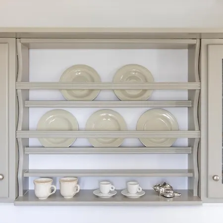 Ainar Nyaraló Tínos