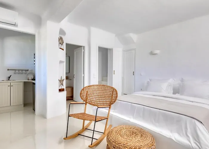 Ainar Holiday home *